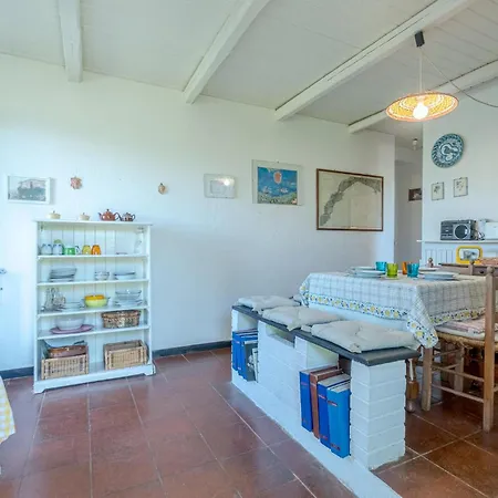 Stunning In Apartmán Bonassola